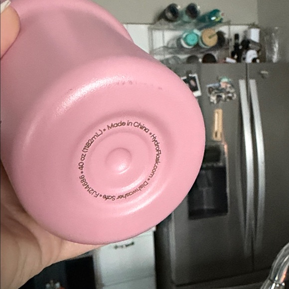 Hydro Flask Primrose Gold Tumbler with Handle and Straw - Picture 3 of 3